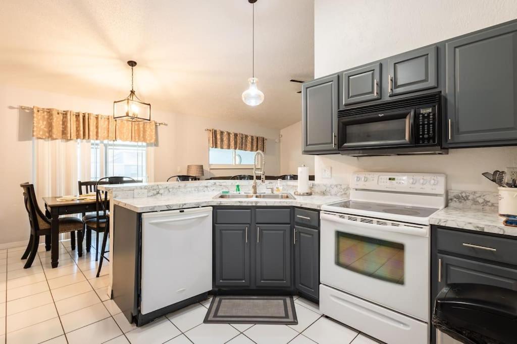 13 Mins From Disney Arcade, Private Pool, & Themed Rooms Orlando Exterior photo