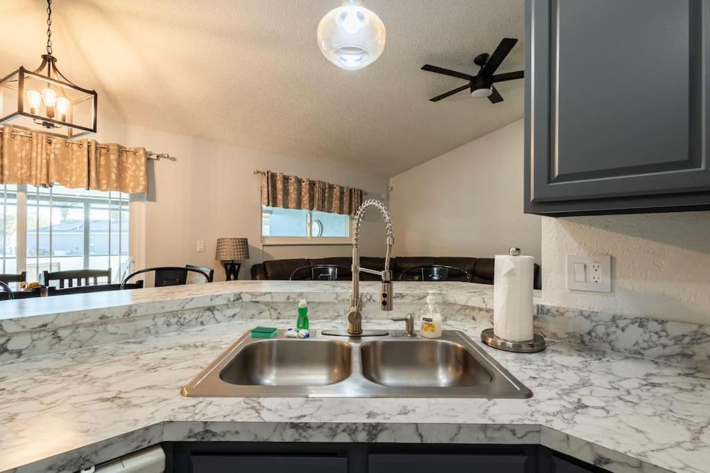 13 Mins From Disney Arcade, Private Pool, & Themed Rooms Orlando Exterior photo
